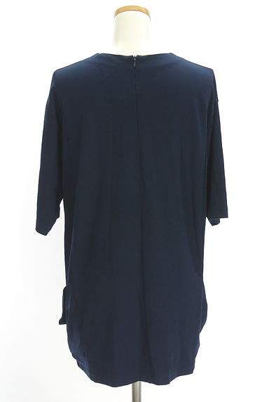 クリックで大画像表示 RIM.ARK(リムアーク)の古着「6分袖サイドポケットチュニック(カットソー・プルオーバー)」大画像2へ