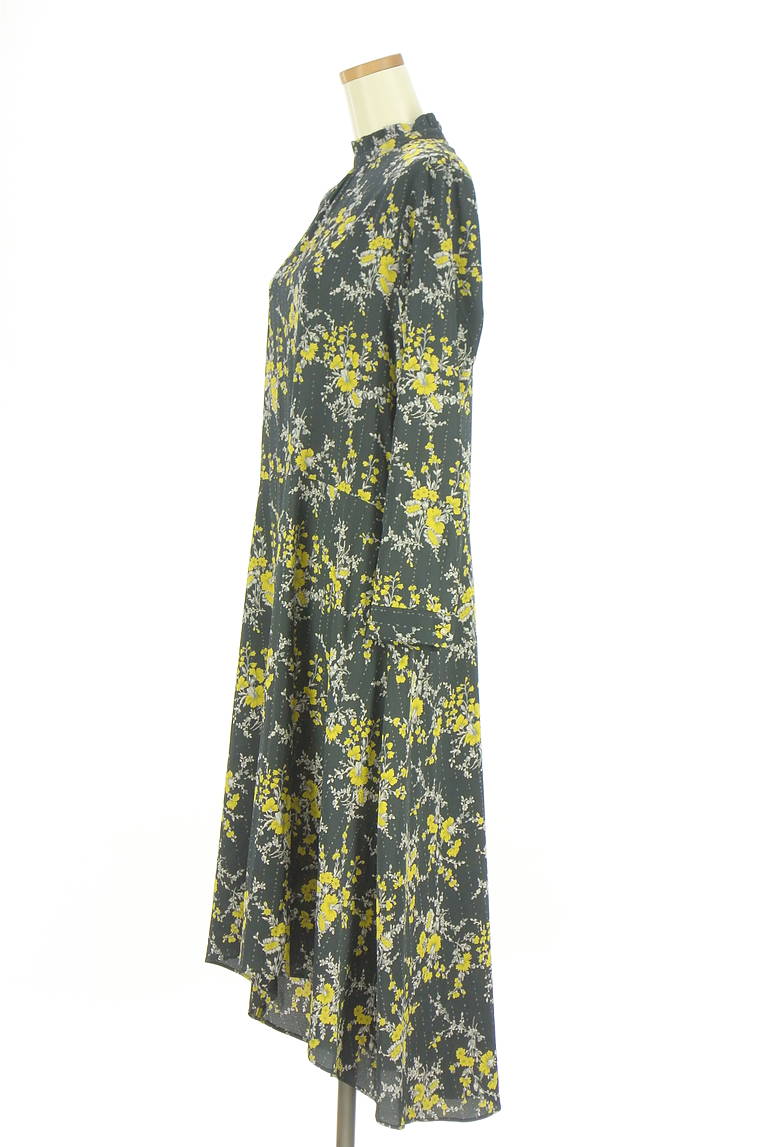 Tiara（ティアラ）の古着「商品番号：PR10341638」-大画像3