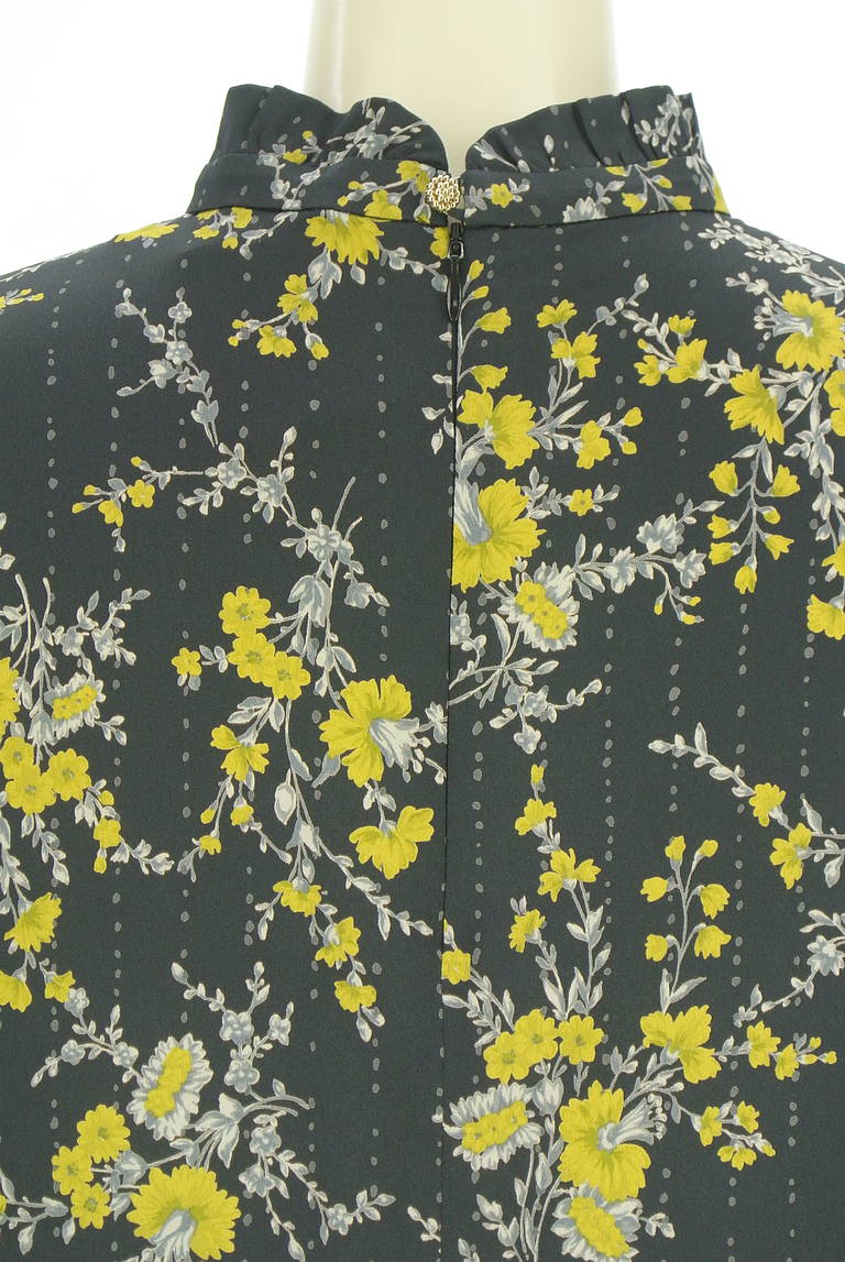 Tiara（ティアラ）の古着「商品番号：PR10341638」-大画像4