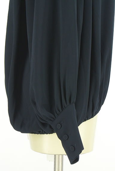 BEIGE，（ベイジ，）の古着「ラグランボリューム袖裾ゴムブラウス（カットソー・プルオーバー）」大画像５へ