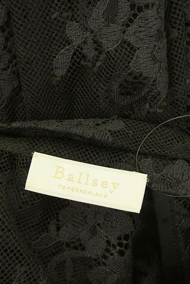 クリックで大画像表示 TOMORROWLAND(トゥモローランド)の古着「総レースブラウス(カットソー・プルオーバー)」大画像6へ