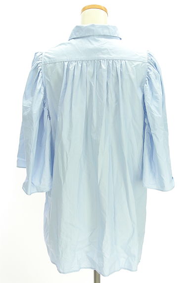 GALLARDAGALANTE（ガリャルダガランテ）の古着「ボリュームフレアスリーブブラウス（ブラウス）」大画像２へ