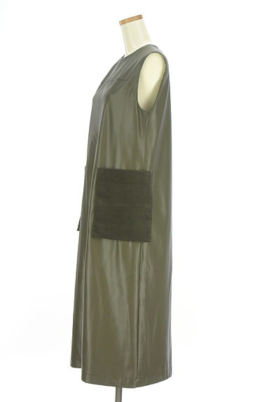 BRAHMIN（ブラーミン）の古着「ベロアポケット付きエコレザーロングワンピ（ワンピース・チュニック）」大画像３へ