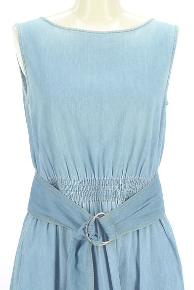 BRAHMIN（ブラーミン）の古着「ベルト付きミモレ丈デニムワンピース（ワンピース・チュニック）」大画像４へ