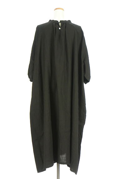 08Mab（ゼロハチマブ）の古着「8分袖バンドカラーリネンワンピース（ワンピース・チュニック）」大画像２へ