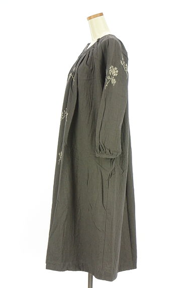 Samansa Mos2（サマンサモスモス）の古着「花柄刺繍コットンリネンワンピース（ワンピース・チュニック）」大画像３へ