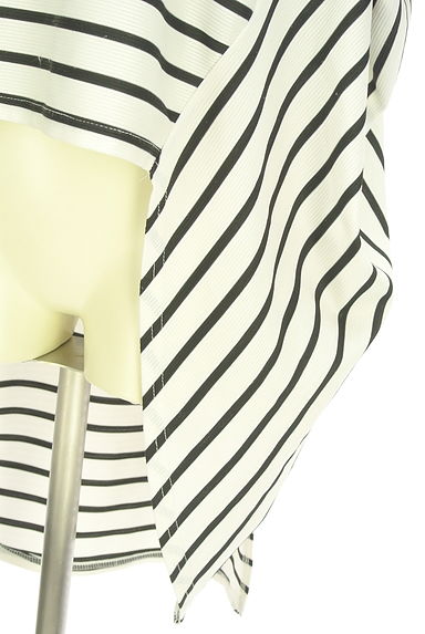 OSMOSIS（オズモーシス）の古着「イレギュラーヘムボーダー柄ドルマンカットソー（カットソー・プルオーバー）」大画像５へ