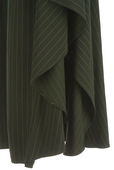 OSMOSIS（オズモーシス）の古着「loaf フリルレイヤードテーパードパンツ（パンツ）」大画像５へ