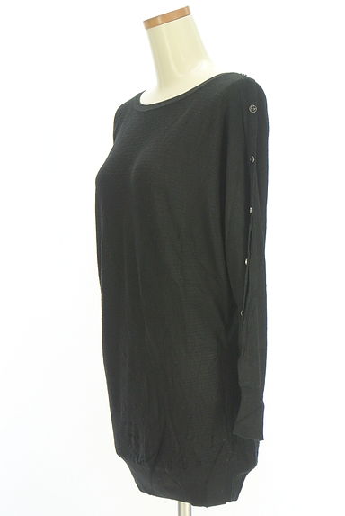 INDIVI（インディヴィ）の古着「ボタン付きドルマンニットトップス（ニット）」大画像３へ