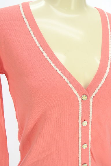 クリックで大画像表示 QUEENS COURT(クイーンズコート)の古着「フリルニットカーディガン(カーディガン・ボレロ)」大画像4へ