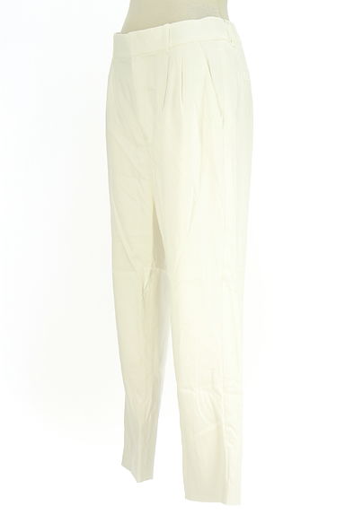 クリックで大画像表示 UNTITLED(アンタイトル)の古着「タックテーパードパンツ(パンツ)」大画像3へ