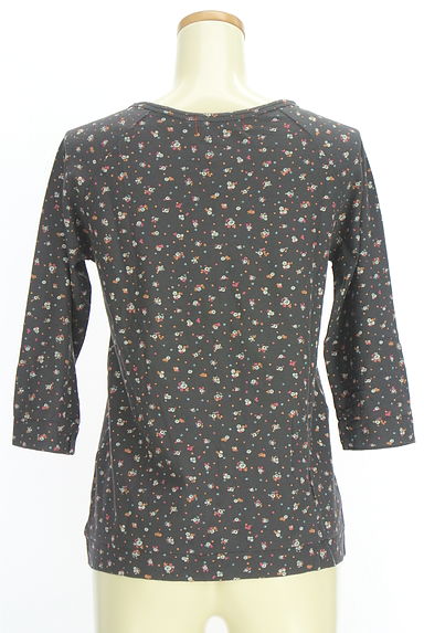 クリックで大画像表示 CUBE SUGAR(キューブシュガー)の古着「7分袖小花柄カーディガン(カットソー・プルオーバー)」大画像2へ