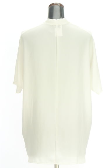 Aga（アーガ）の古着「フロントタックドルマンカットソー（カットソー・プルオーバー）」大画像２へ