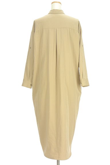 クリックで大画像表示 niko and...(ニコ アンド)の古着「オープンカラーロングシャツワンピ(ワンピース・チュニック)」大画像2へ