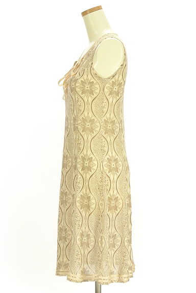 HIROKO BIS（ヒロコビス）の古着「膝丈柄フレアワンピース（カットソー・プルオーバー）」大画像３へ