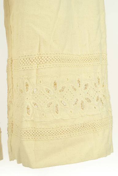 クリックで大画像表示 Samansa Mos2(サマンサモスモス)の古着「裾刺繍レースワイドパンツ(パンツ)」大画像5へ