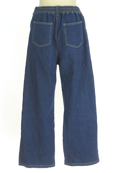 Samansa Mos2（サマンサモスモス）の古着「Samansa Mos2 blue ストレートデニムパンツ（デニムパンツ）」大画像２へ