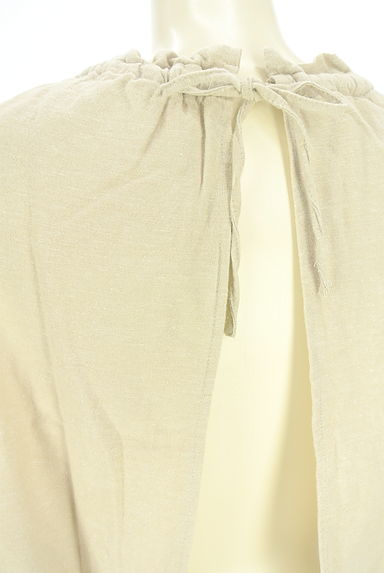 クリックで大画像表示 Samansa Mos2(サマンサモスモス)の古着「背中オープンベスト(ベスト・ジレ)」大画像5へ