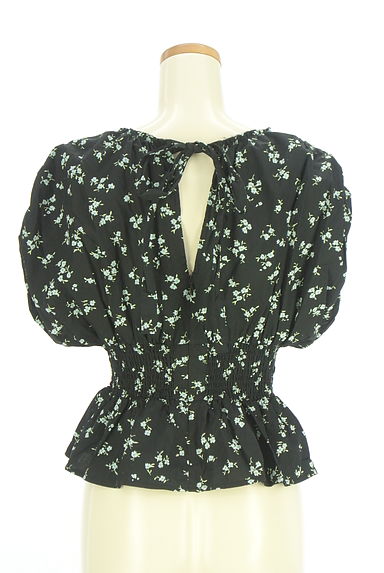 クリックで大画像表示 MOUSSY(マウジー)の古着「小花柄ペプラムブラウス(カットソー・プルオーバー)」大画像2へ
