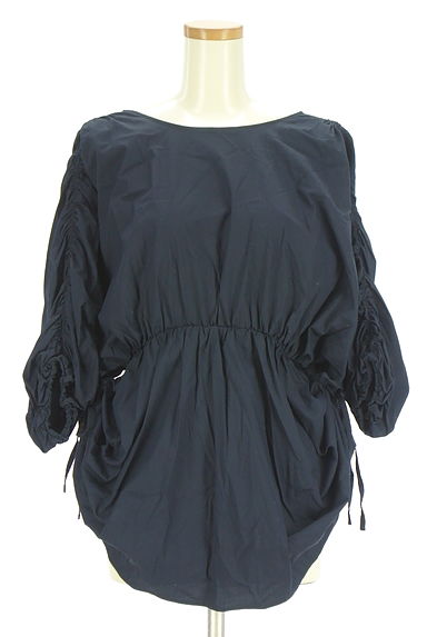 MOUSSY（マウジー）の古着「背中Vネックギャザーカットソー（カットソー・プルオーバー）」大画像１へ