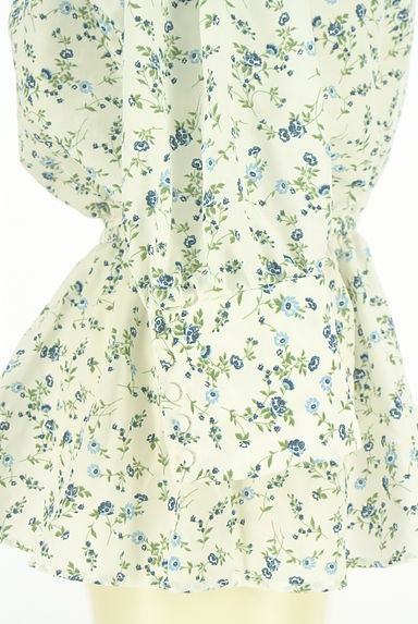 MOUSSY（マウジー）の古着「小花柄カシュクールカットソー（カットソー・プルオーバー）」大画像４へ