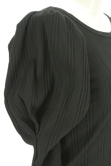 MOUSSY（マウジー）の古着「パワーショルダーリブカットソー（カットソー・プルオーバー）」大画像４へ