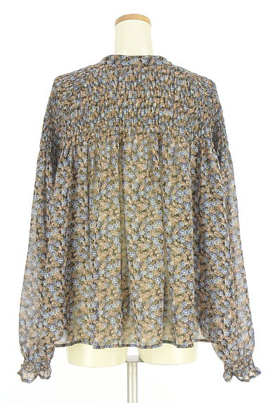 MOUSSY（マウジー）の古着「花柄シアーブラウス（カットソー・プルオーバー）」大画像２へ
