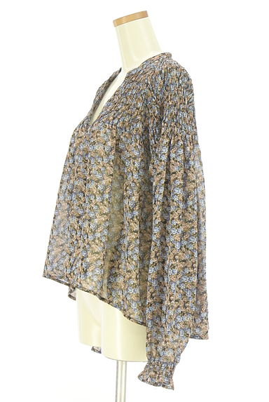 MOUSSY（マウジー）の古着「花柄シアーブラウス（カットソー・プルオーバー）」大画像３へ