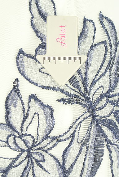 Mystrada（マイストラーダ）の古着「花柄刺繍チュールロングスカート（ロングスカート・マキシスカート）」大画像５へ