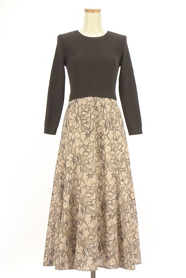 クリックで大画像表示 JUSGLITTY(ジャスグリッティー)の古着「リブ×花柄刺繍チュール切替ワンピース(ワンピース・チュニック)」大画像1へ