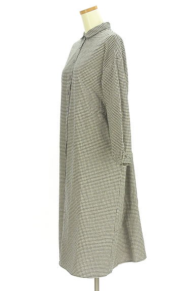 Samansa Mos2（サマンサモスモス）の古着「前後着ギンガムチェックロングシャツワンピ（ワンピース・チュニック）」大画像３へ