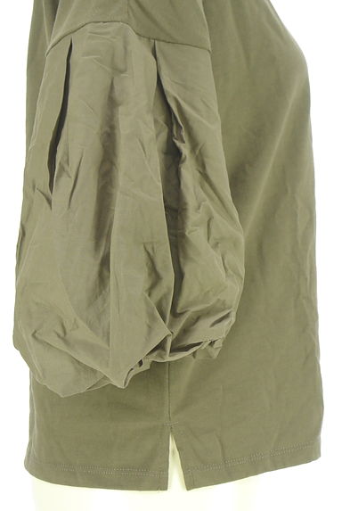 earth music&ecology（アースミュージック＆エコロジー）の古着「別地ボリュームスリーブ切替カットソー（カットソー・プルオーバー）」大画像４へ