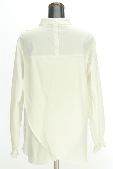 クリックで大画像表示 ROSE BUD(ローズバッド)の古着「ハイネッククロスブラウス(カットソー・プルオーバー)」大画像2へ