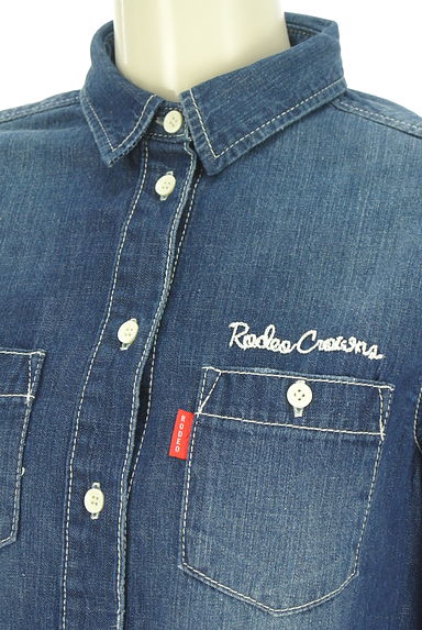 RODEO CROWNS（ロデオクラウン）の古着「ロゴ刺繍デニムシャツ（カジュアルシャツ）」大画像４へ