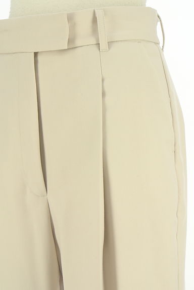 クリックで大画像表示 Mila Owen(ミラオーウェン)の古着「タックテーパードパンツ(パンツ)」大画像4へ