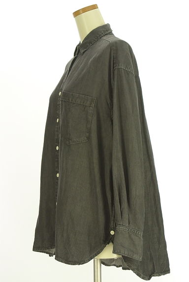 BARNYARDSTORM（バンヤードストーム）の古着「シャンブレーブラックデニムシャツ（ブラウス）」大画像３へ