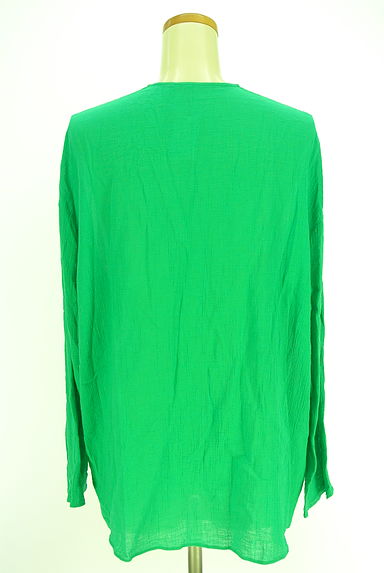 クリックで大画像表示 BARNYARDSTORM(バンヤードストーム)の古着「ノーカラーブラウス(ブラウス)」大画像2へ