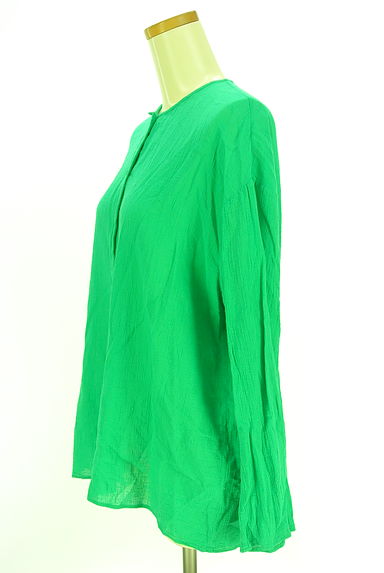 クリックで大画像表示 BARNYARDSTORM(バンヤードストーム)の古着「ノーカラーブラウス(ブラウス)」大画像3へ