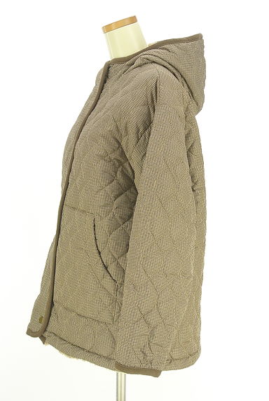 クリックで大画像表示 Samansa Mos2(サマンサモスモス)の古着「ガンクラブチェックキルティング×ボア リバーシブルコート(コート)」大画像3へ