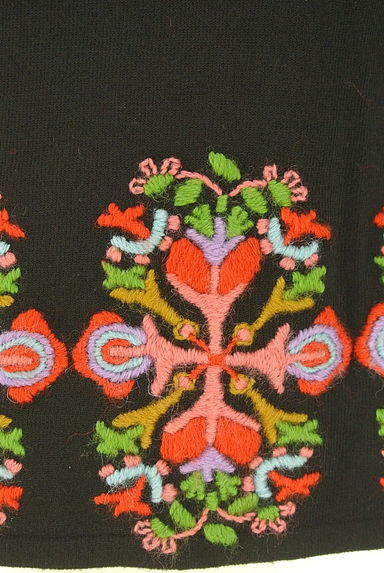 Sybilla（シビラ）の古着「刺しゅう入りショートニット（ニット）」大画像４へ