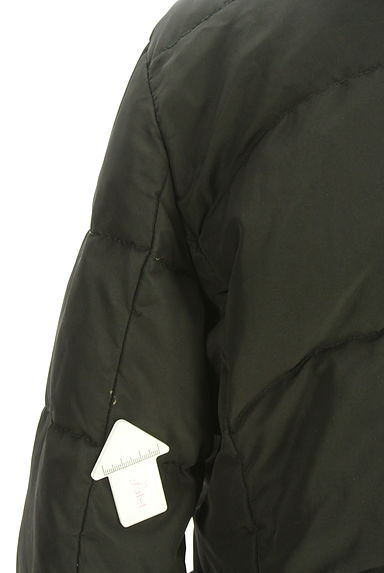 クリックで大画像表示 MAX&Co.(マックス&コー)の古着「スタンドネックショートダウンコート(ダウンジャケット・ダウンコート)」大画像5へ