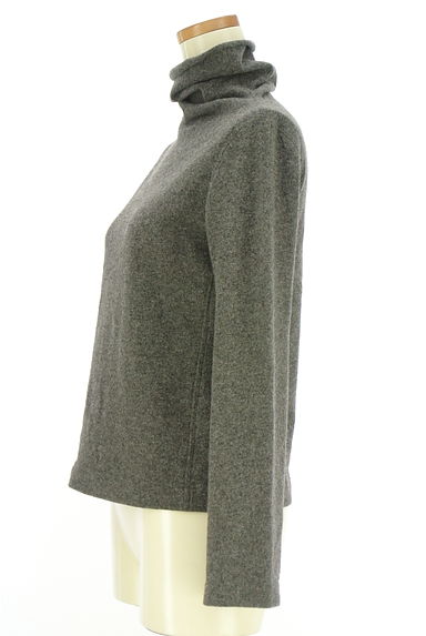 クリックで大画像表示 49av.Junko Shimada(49アヴェニュージュンコシマダ)の古着「ハイネックプルオーバー(ニット)」大画像3へ