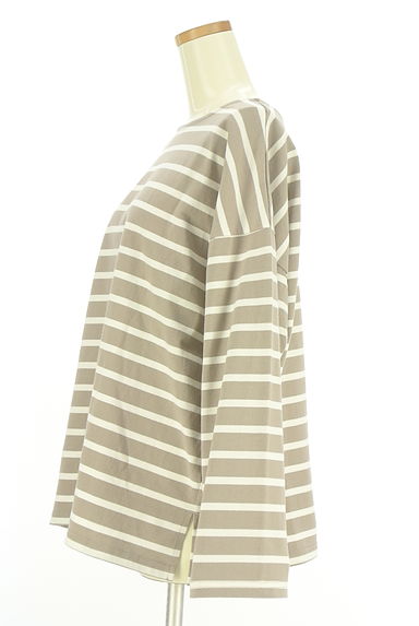 クリックで大画像表示 Samansa Mos2(サマンサモスモス)の古着「バックボタンボーダーカットソー(カットソー・プルオーバー)」大画像3へ