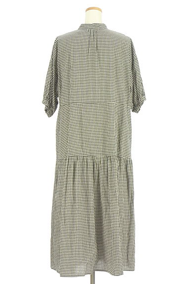 クリックで大画像表示 Samansa Mos2(サマンサモスモス)の古着「ギンガムチェック柄バンドカラーシャツワンピース(ワンピース・チュニック)」大画像2へ