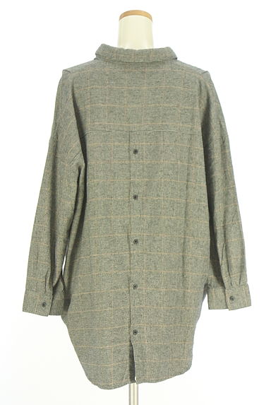 クリックで大画像表示 Samansa Mos2(サマンサモスモス)の古着「チェック柄スキッパーカットソー(カットソー・プルオーバー)」大画像2へ