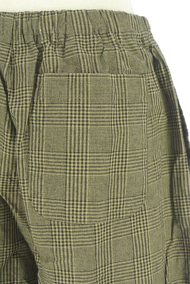Samansa Mos2（サマンサモスモス）の古着「チェック柄アンクル丈テーパードパンツ（パンツ）」大画像４へ