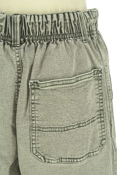 クリックで大画像表示 niko and...(ニコ アンド)の古着「テーパードグレーデニムパンツ(デニムパンツ)」大画像5へ