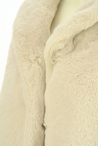 クリックで大画像表示 one after another NICE CLAUP(ワンアフターアナザーナイスクラップ)の古着「フェイクファーショートコート(コート)」大画像4へ