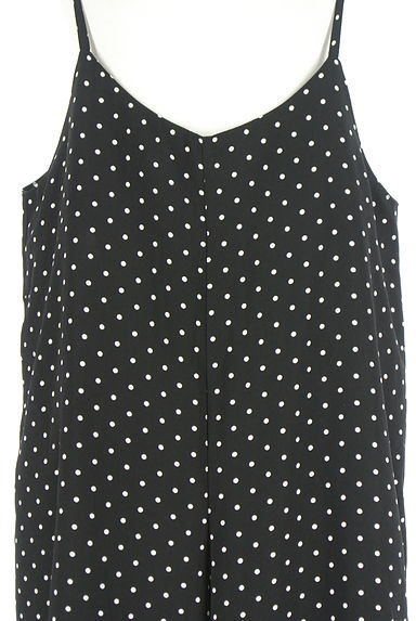 earth music&ecology（アースミュージック＆エコロジー）の古着「ドット柄サロペットパンツ（オーバーオール・サロペット）」大画像４へ