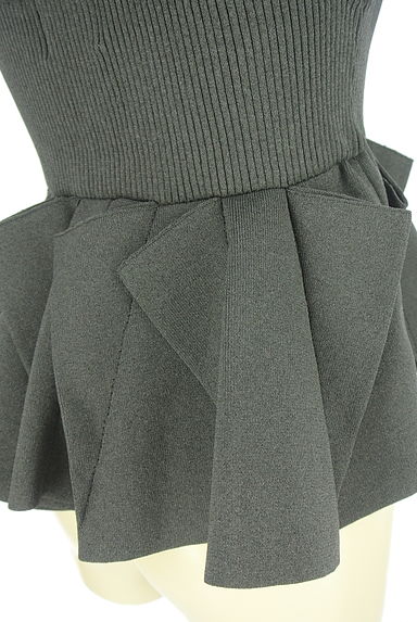 OMMO（オーエムエムオー）の古着「ペプラムリブニットキャミ（カットソー・プルオーバー）」大画像５へ